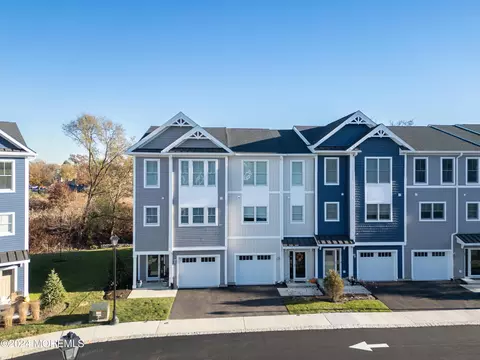 17 Raritan Cv, Keyport, NJ 07735