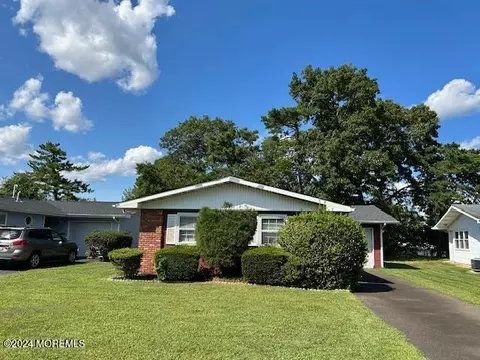 85 Central Blvd, Brick, NJ 08724