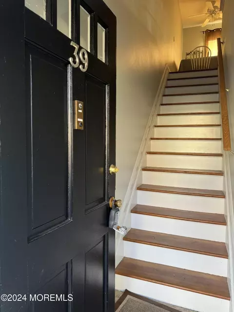 96 East Ave #39, Atlantic Highlands, NJ 07716