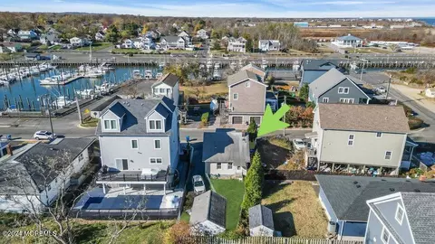 6 Benton Ave, Leonardo, NJ 07737 photo 2