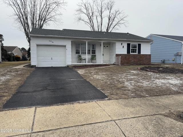 23 Eton Rd, Toms River, NJ 08757