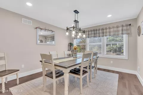 547 Winding River Rd, Brick, NJ 08724 photo 14