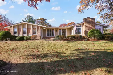 917 Teaberry Ln, Brielle, NJ 08730