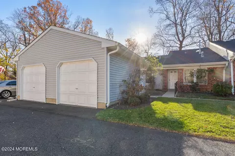 86 Privet Pl #60, Red Bank, NJ 07701