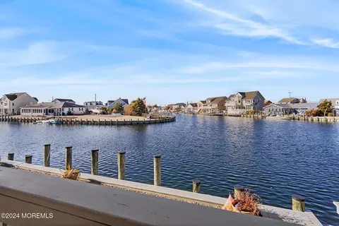 View/Area - 819 Forepeak Dr, Forked River, NJ 08731 photo 8 of 14