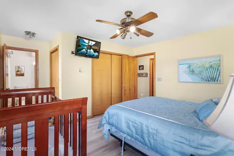 Bedroom - 819 Forepeak Dr, Forked River, NJ 08731 photo 2 of 5