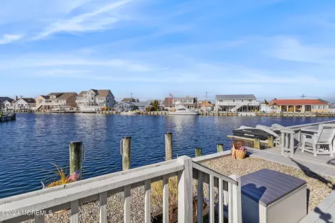 View/Area - 819 Forepeak Dr, Forked River, NJ 08731 photo 7 of 14