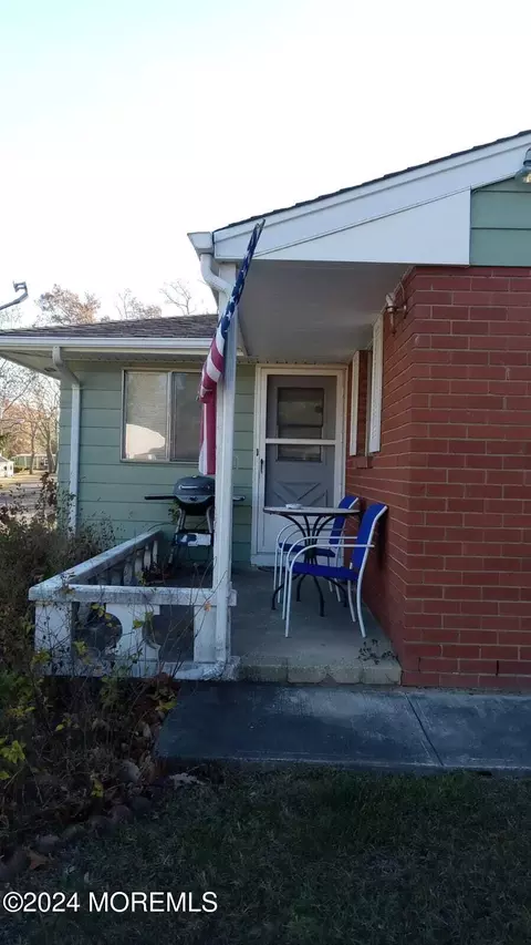 3 W Westlake Dr #A, Manchester, NJ 08759