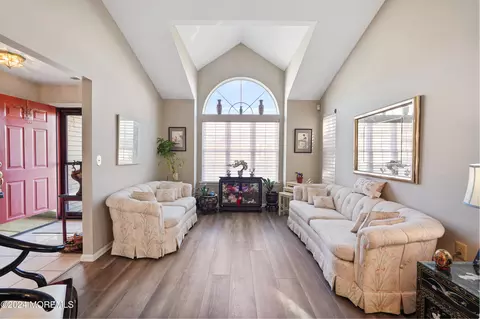 10 Chadwick Sq, Jackson, NJ 08527 photo 6