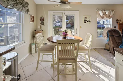 10 Chadwick Sq, Jackson, NJ 08527 photo 13