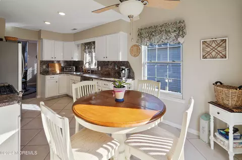 10 Chadwick Sq, Jackson, NJ 08527 photo 14