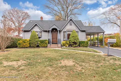 19 Linda Pl, Hazlet, NJ 07730