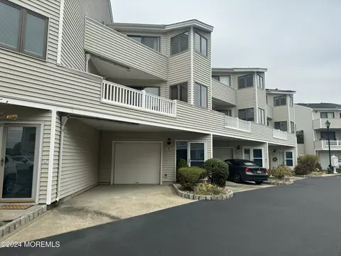 30 Sunset Ave, Long Branch, NJ 07740