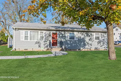 2801 Buchanan St, Wall, NJ 07719