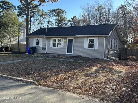 501 Azalea Dr, Brick, NJ 08724
