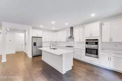 103 Woolley Ct, Oakhurst, NJ 07755