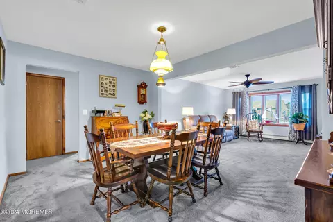 Dining - 15 Mapleton Rd, Toms River, NJ 08757 photo 3 of 8