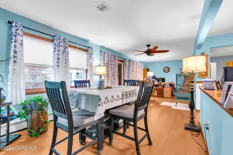 Dining - 15 Mapleton Rd, Toms River, NJ 08757 photo 7 of 8