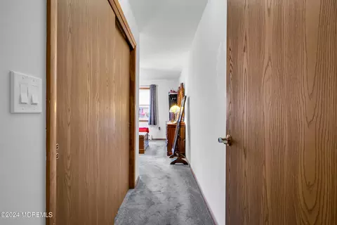 Entry Way - 15 Mapleton Rd, Toms River, NJ 08757 photo 4 of 4