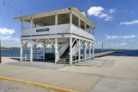 Other - 518 E Bayview Ave, Ocean Gate, NJ 08740 photo 3 of 8