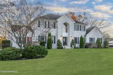 1164 Satinwood Ln, Toms River, NJ 08755