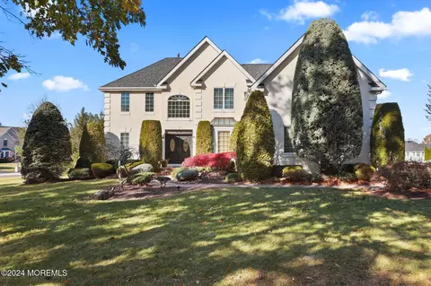 45 Molly Pitcher Dr, Manalapan, NJ 07726