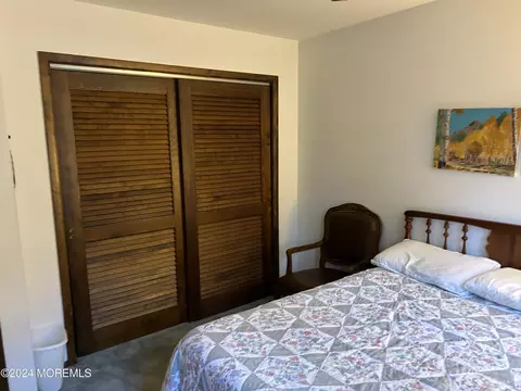 Bedroom - 143 Sunset Dr, Forked River, NJ 08731 photo 5 of 7