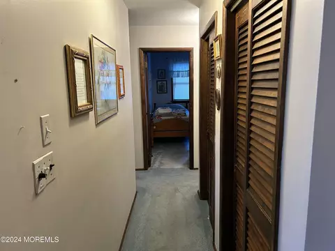 Entry Way - 143 Sunset Dr, Forked River, NJ 08731 photo 3 of 4