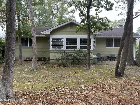 Exterior - 143 Sunset Dr, Forked River, NJ 08731 photo 9 of 11