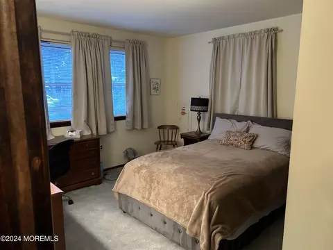 Bedroom - 143 Sunset Dr, Forked River, NJ 08731 photo 3 of 7
