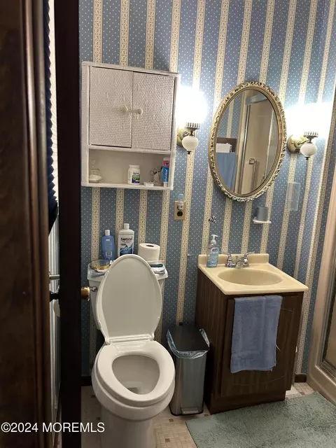 Bath - 143 Sunset Dr, Forked River, NJ 08731 photo 1 of 2