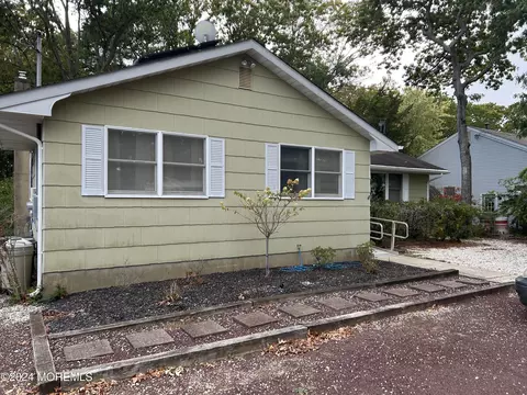 Exterior - 143 Sunset Dr, Forked River, NJ 08731 photo 2 of 11