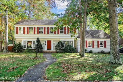1647 Whitewater Ct, Toms River, NJ 08755