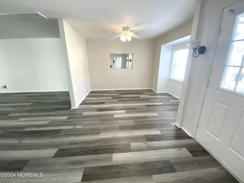 22 Sheffield Dr, Forked River, NJ 08731 photo 4