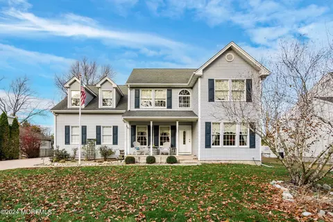 314 Pennsylvania Ave, Pine Beach, NJ 08741