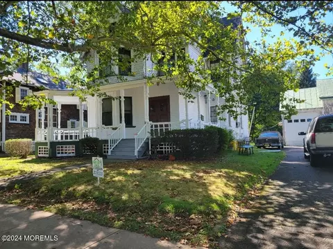 14 Blackwell Ave, Hopewell, NJ 08525