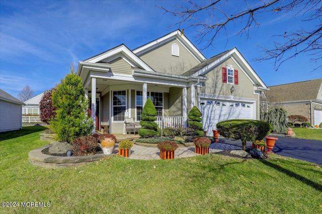 145 Huntington Dr, Jackson, NJ 08527