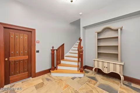 Entry Way - 2 Browns Dock Rd, Rumson, NJ 07760 photo 8 of 8