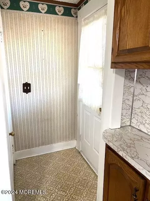 92 Cherry St, Whiting, NJ 08759 photo 14