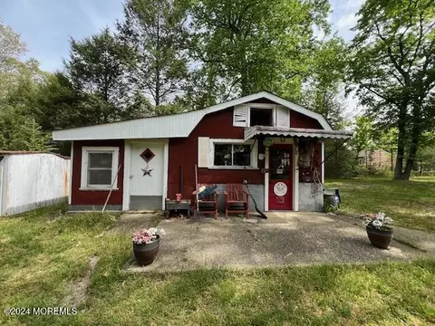 92 Cherry St, Whiting, NJ 08759 photo 28