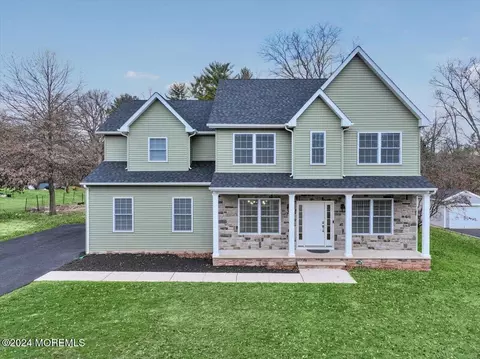 526 Vanderveer Rd, Bridgewater, NJ 08807