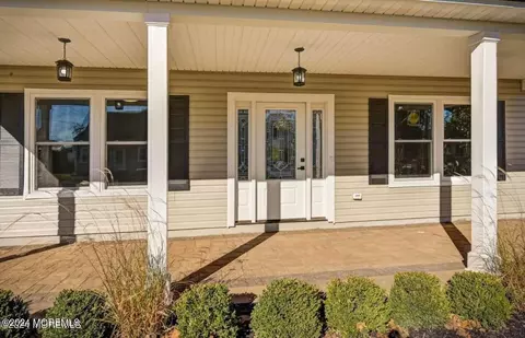 59 Franklin Ave, Keansburg, NJ 07734