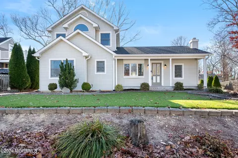 745 Windsor Pl, Forked River, NJ 08731