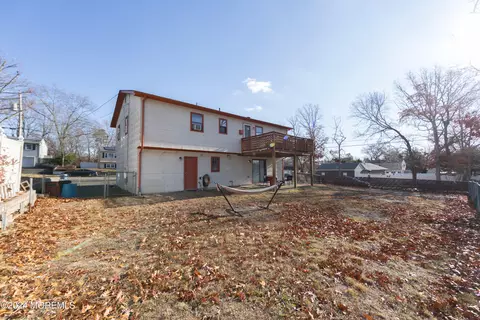 Exterior - 956 Kearny Ave, Forked River, NJ 08731 photo 3 of 3