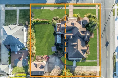 16- 20 Sussex Ave, Spring Lake, NJ 07762