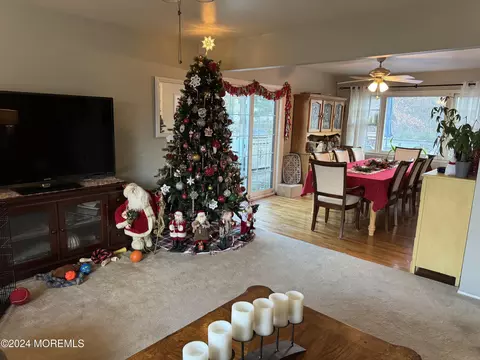43 Clayton Rd, Howell, NJ 07731