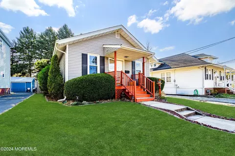 104 W Church St, Milltown, NJ 08850