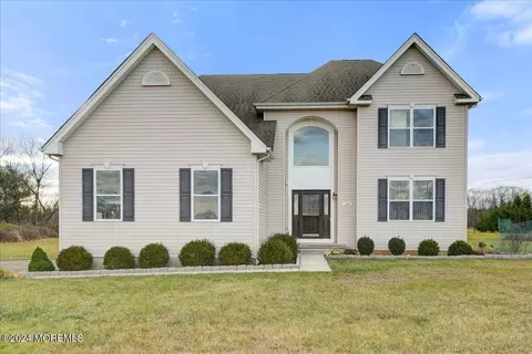 124 Gravel Hill Rd, Freehold, NJ 07728