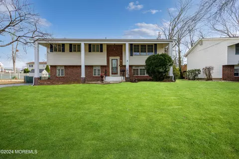 19 Rutgers Rd, Jackson, NJ 08527