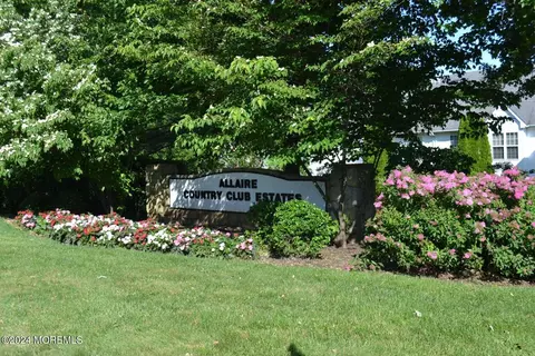 328 Ace Dr, Wall, NJ 07719